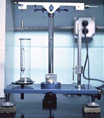 Specific gravity balance to measure % Lithium Bromide